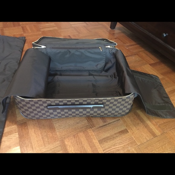 🌶SOLD!⭐️Authentic Louis Vuitton carry on - Picture 2 of 8